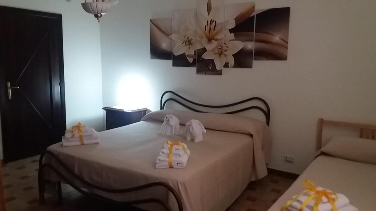 Bed and Breakfast Arcobaleno Campagna Exterior foto